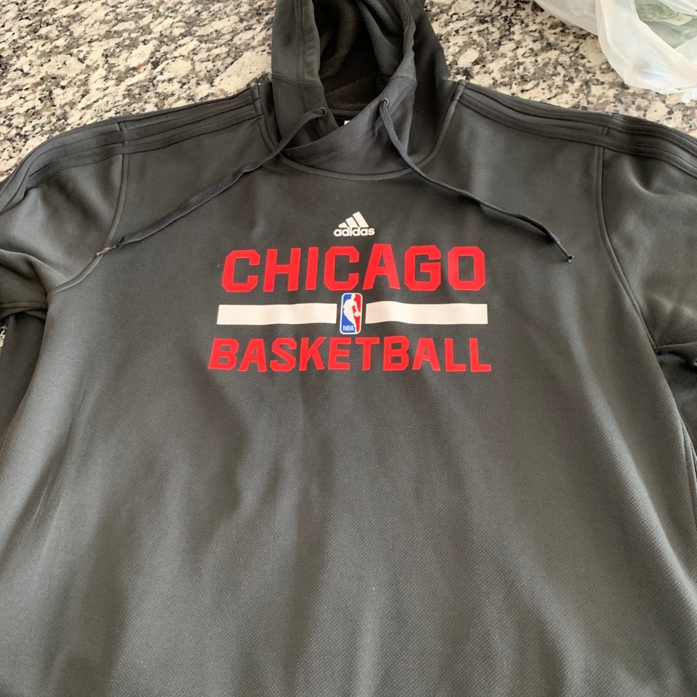 Chicago Bulls sweatshirt